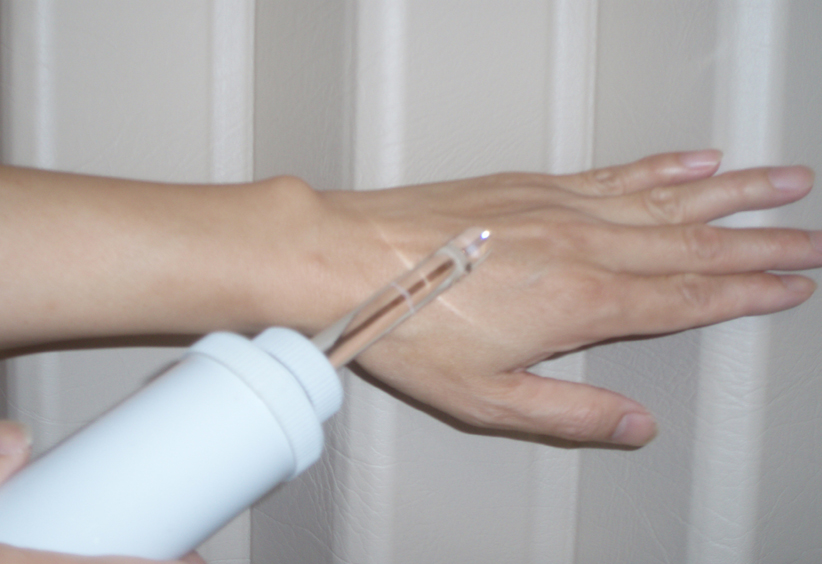 Handheld stimulation device detail